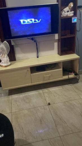 Service apartment